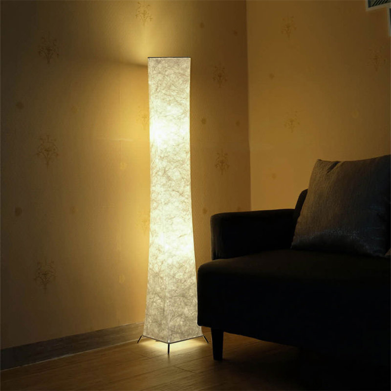 Lampe sur pied colonne 52 po Avion
