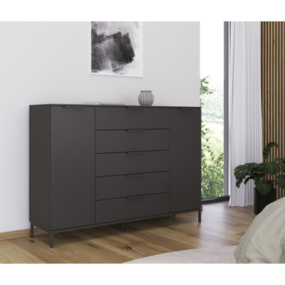5 - Drawer Chest of Drawers
