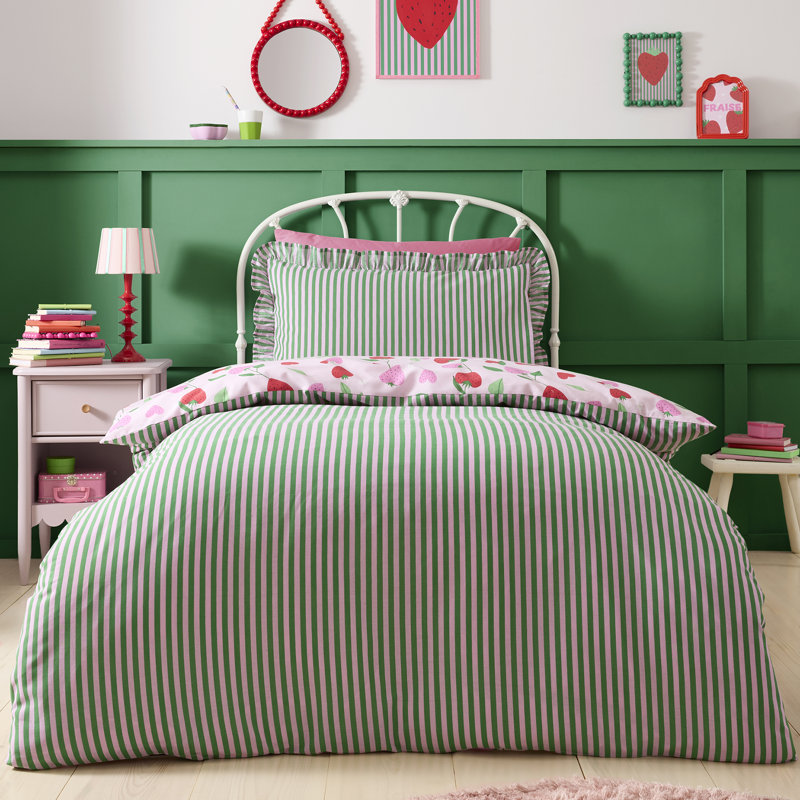 Fun Strawberries Cotton Blend Floral Duvet Cover Set, Double