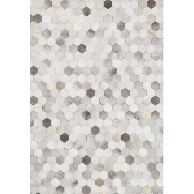 Tapis gris en cuir de vache fabriqué à la main Murtaz, Rectangle 5 pi x 7 pi 6 po