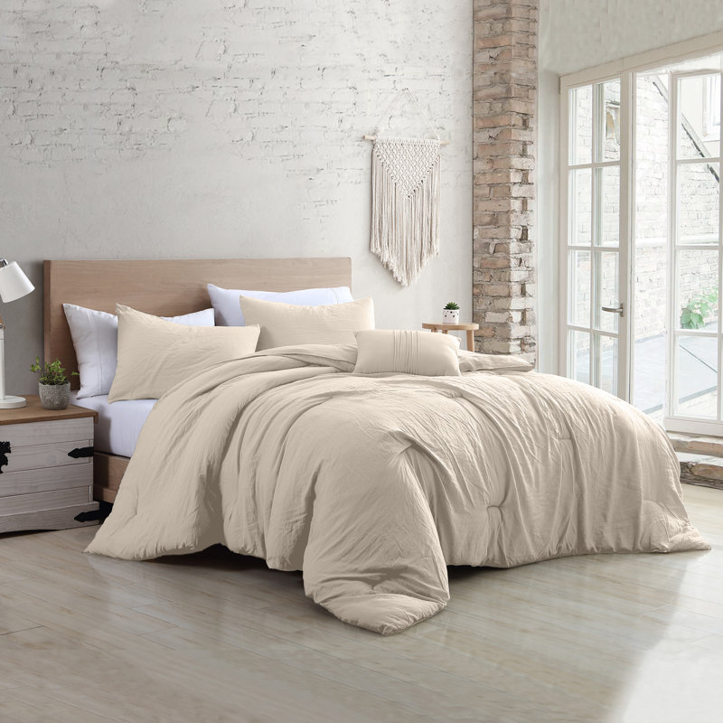 Modern Threads - Beck Comforter Set - Down Alternative Brushed Microfiber - Elegant All Season Bedspread Set - includes Comforter, Shams, & Decorative Pillow