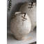 Vase d'appoint en céramique fait à la main avec finition terre et détails en fil métallique-1156967354