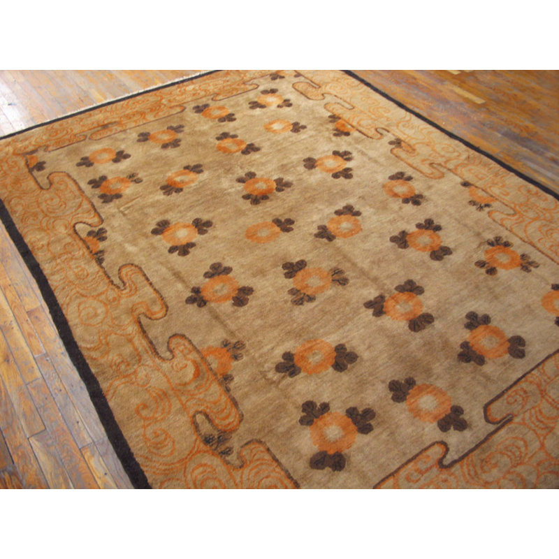 Warm Cream Color Antique Floral Pattern Mongolian Wool Pile Area Rug