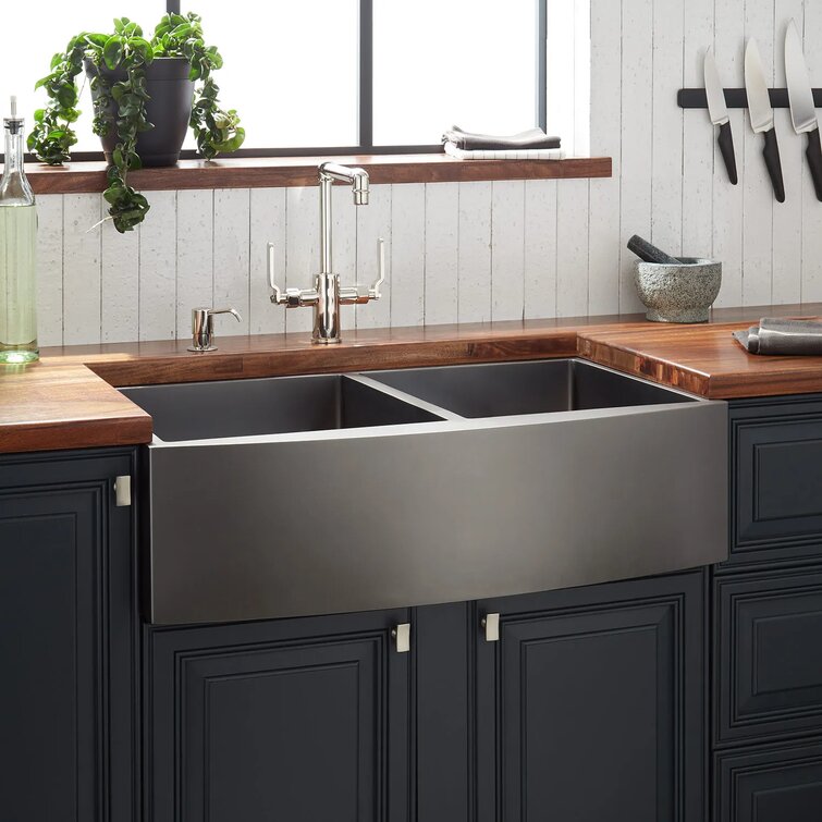 Signature Hardware 32'' Single Bowl Stainless Steel Farmhouse Kitchen Sink