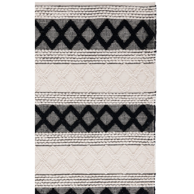 Hand Woven Wool/Cotton Geometric Rug in Ivory/Black, Rectangle 5' x 8'