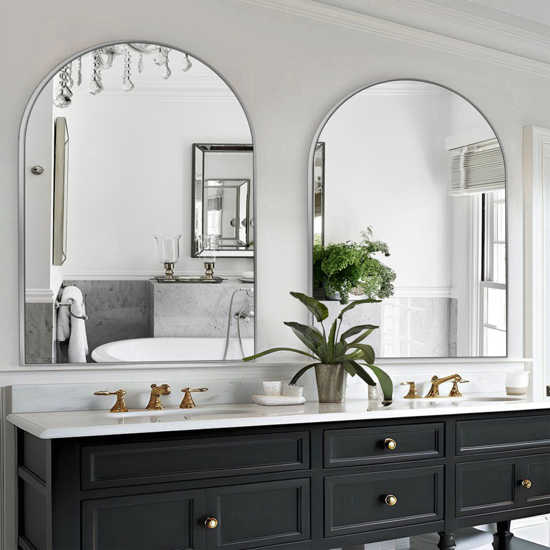 Miroir de salle de bain arqué avec cadre en aluminium et verre incassable, Argent argent, 36 po x 24 po