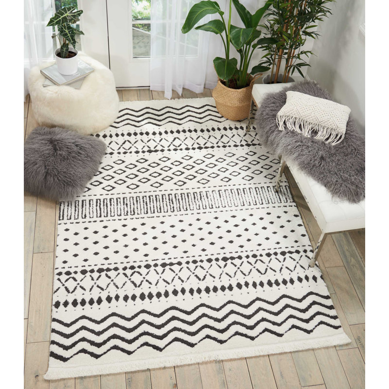 Geometric Indoor Rug, Rectangle 5'3" x 7'3"