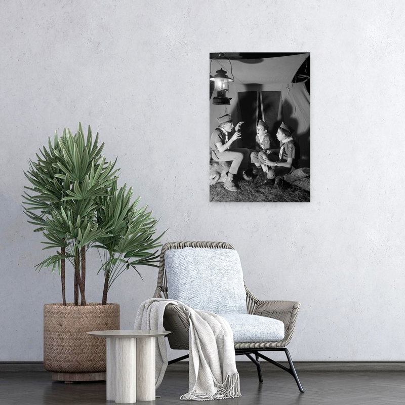 «1960S 3 Boy Scouts Sitting Tent Night Telling Ghost Stories», art mural rétro classique rétro, H 24 po x l 16 po