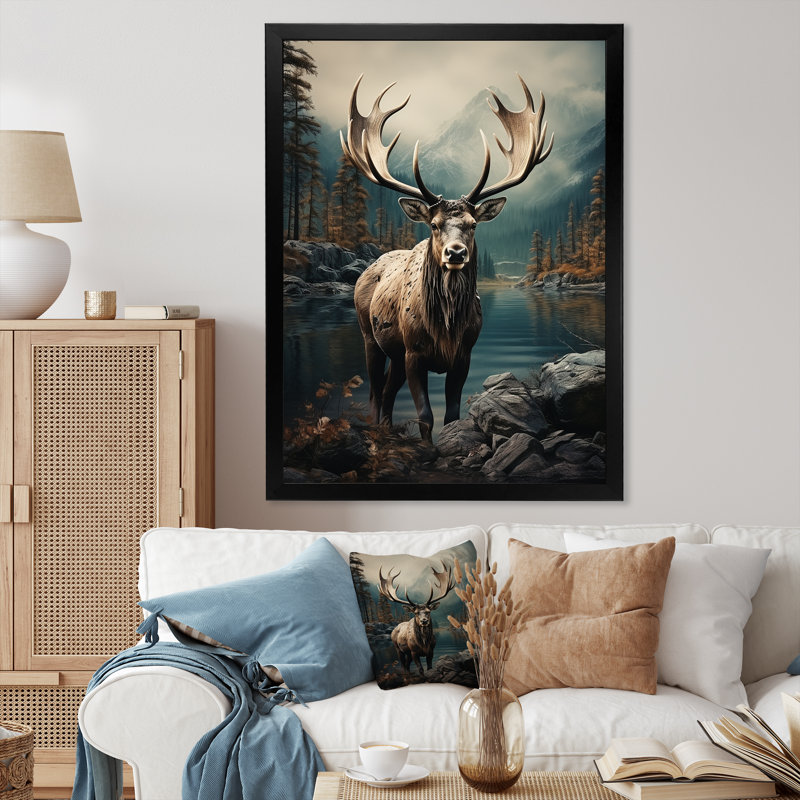 «Moose Coastal Wanderer» par Avereigh - reproduction sur toile, H 32 po x l 16 po x P 1 po, Cadre photo noir