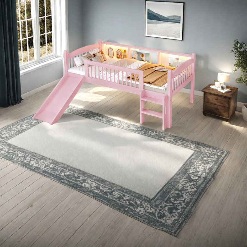 Lits simples TG très petits avec tablettes de rangement en bois, finition rose