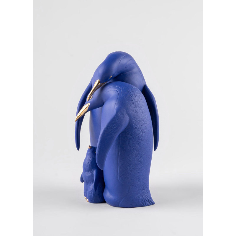 Penguin Family Figurine, White