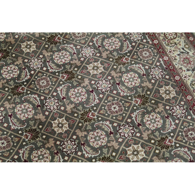 Jahan Hand Woven Wool Oriental Area Rug