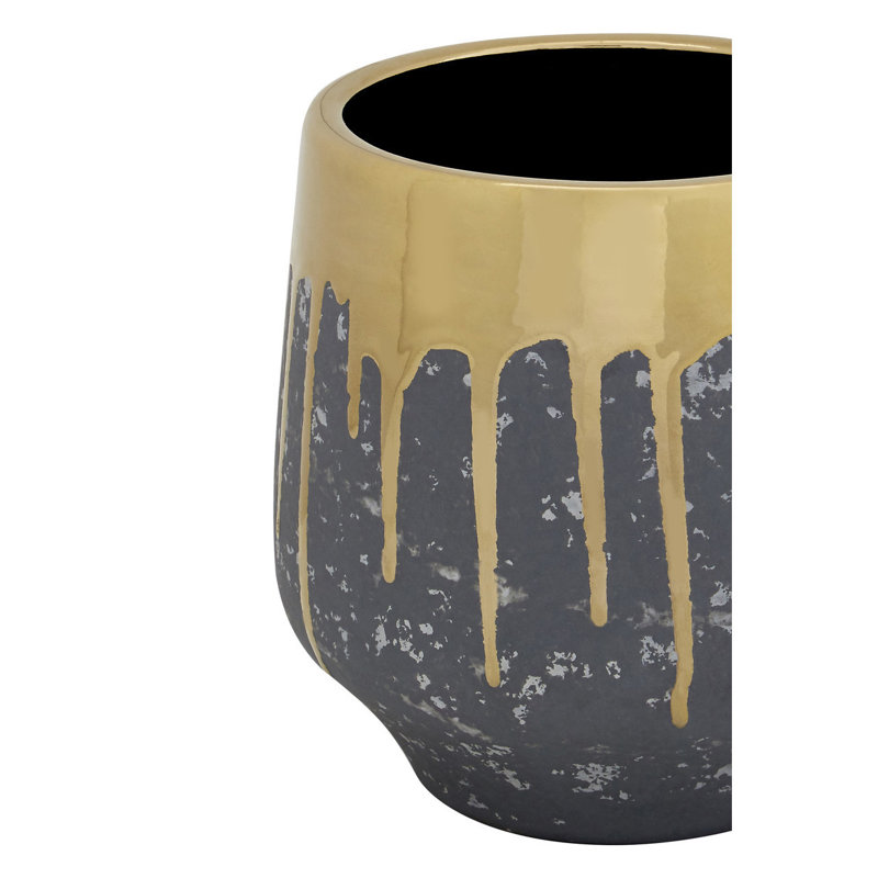 Keedysville Pot Planter