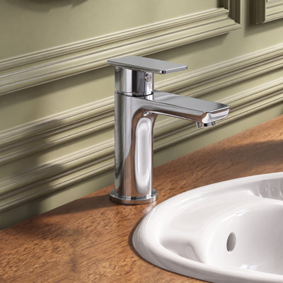  Single Hole Bathroom Faucet with Drain Assembly, Brass Single Handle Bathroom Sink Faucet