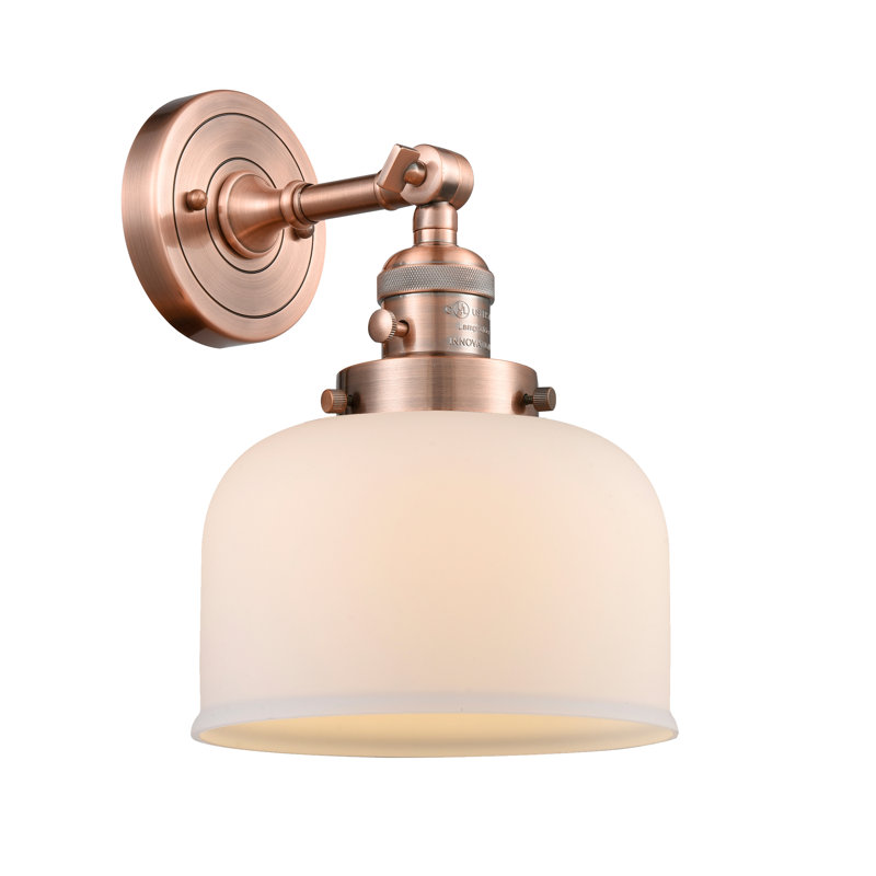 Applique murale 1 lumière 5 po Bell, Boîtier blanc mat, Cuivre antique, Ampoule non incluse