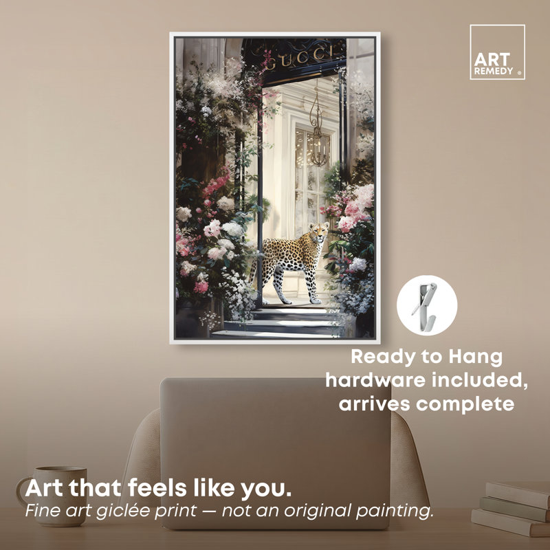 Art floral sur toile, devanture fleurie, Cadre blanc, H 25 po x l 17 po
