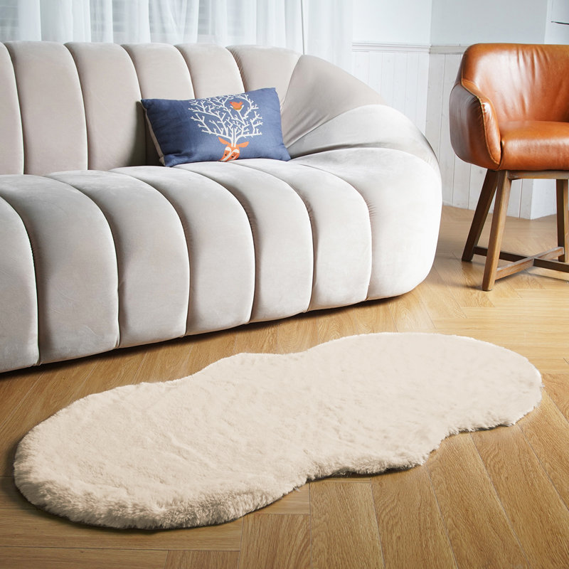 Tamarkus Indoor / Outdoor Rug, Novelty 2' x 4'