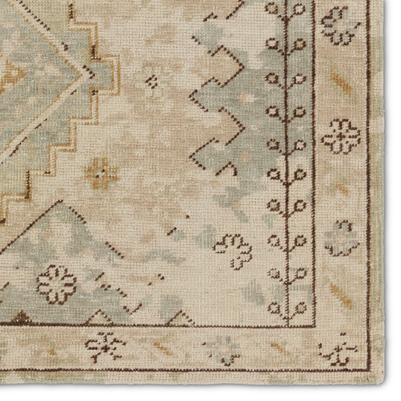 Jaipur Living Pathos Hand-Knotted Medallion Tan/ Green Area Rug (8'X11'), Rectangle 8' x 11'