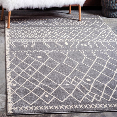 Cumby Geometric Indoor Rug