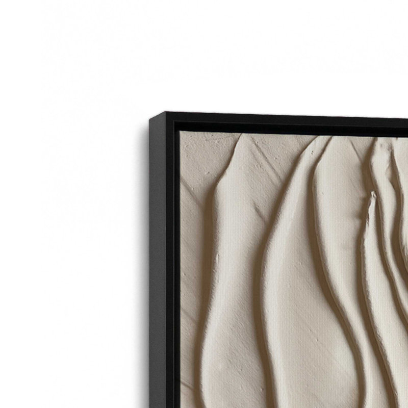 Wave Formations III, Cadre flottant noir satiné, H 36,75 po x l 24,75 po x P 1,75 po