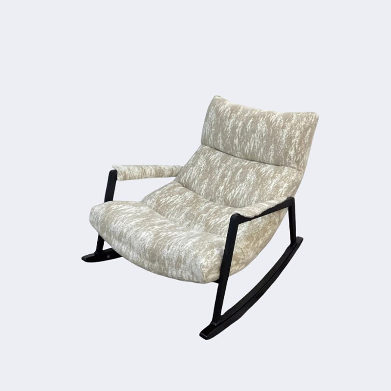 Chaise berçante en métal de style rétro