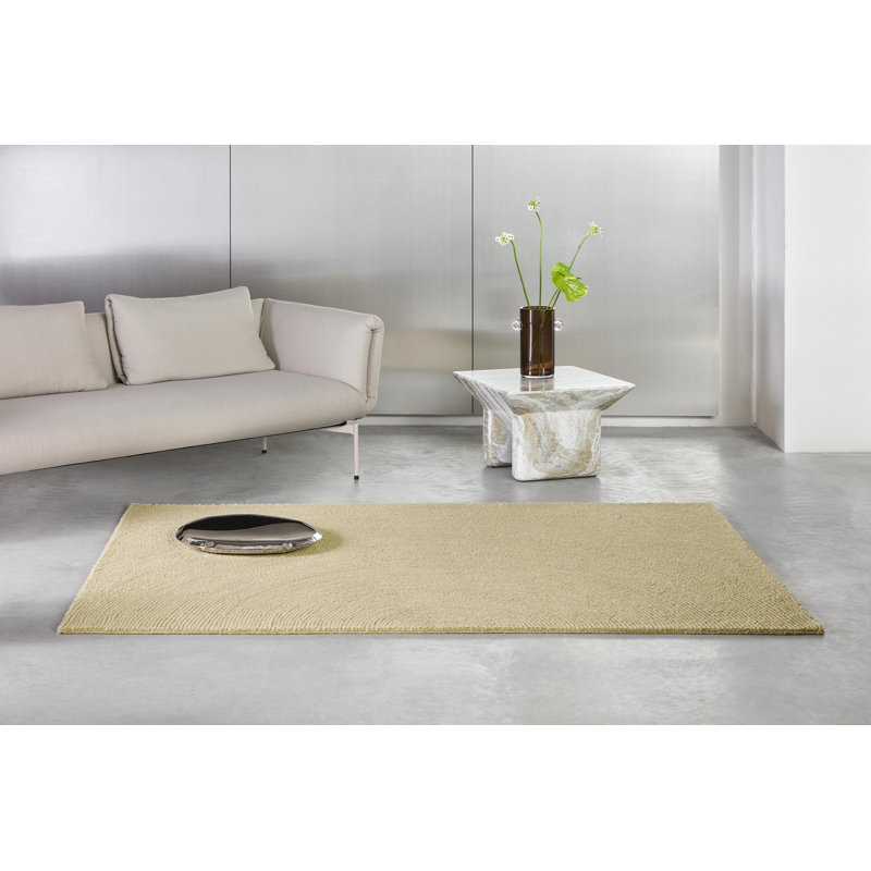 Hand Tufted Wool Area Rug in Sand, Rectangle 4'7" x 6'7"