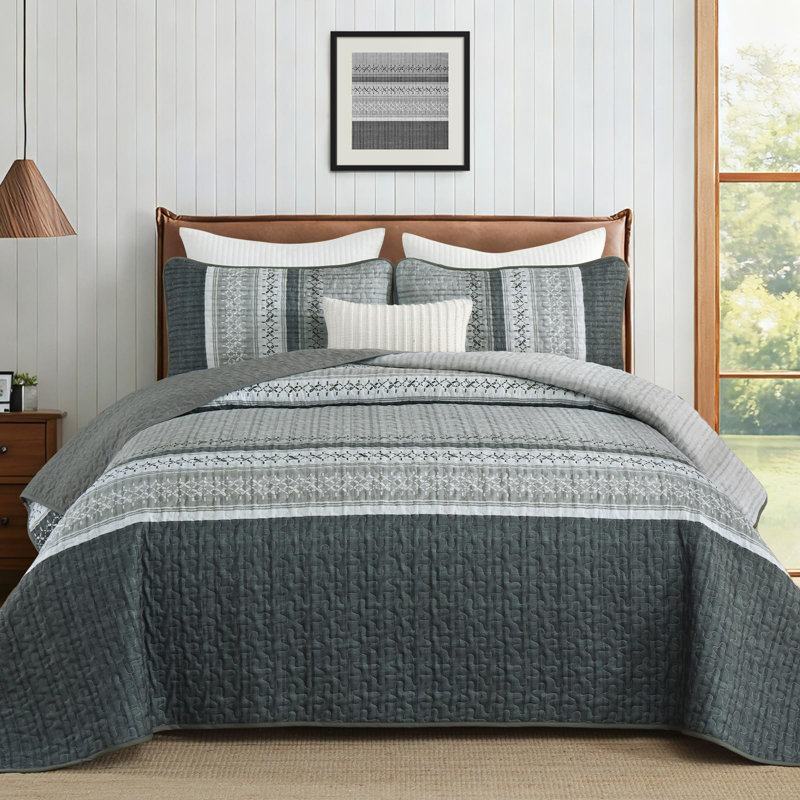 3-Piece Boho Patchwork Striped Quilt Bedding Set - Soft Lightweight All-Season Bedspread Coverlet, King Quilt + 2 Pillowcases