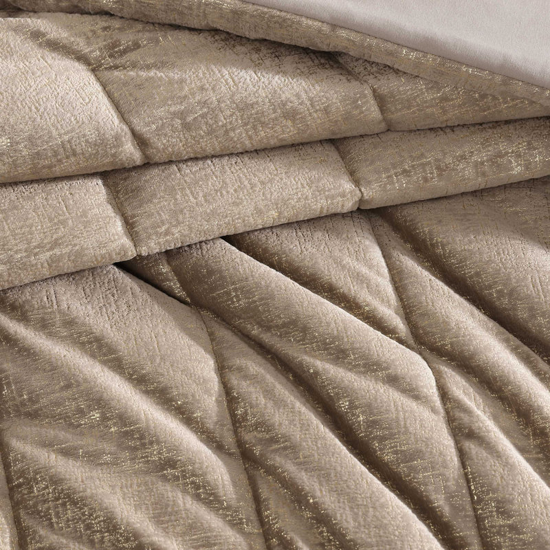 Kenneth Cole Banks Comforter Set, Mink Brown