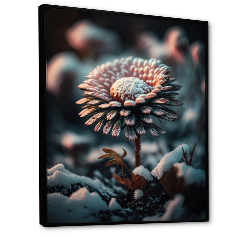 A Daisy Flower in Winter II - impression sur toile, H 32 po x l 16 po x P 1 po, Toile avec cadre flottant noir