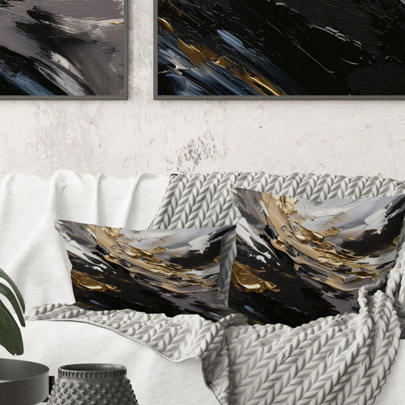 «Rhythm Of Pleasure» abstrait noir et or III - Coussin décoratif avec peinture abstraite