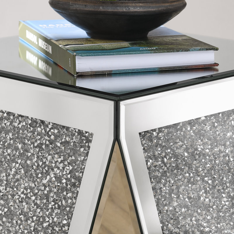 Table d'appoint en miroir avec bord taillé en diamant, + verre, table de bout argentée 13 x 13 x 23 po, conception élégante, aucun assemblage requis, po