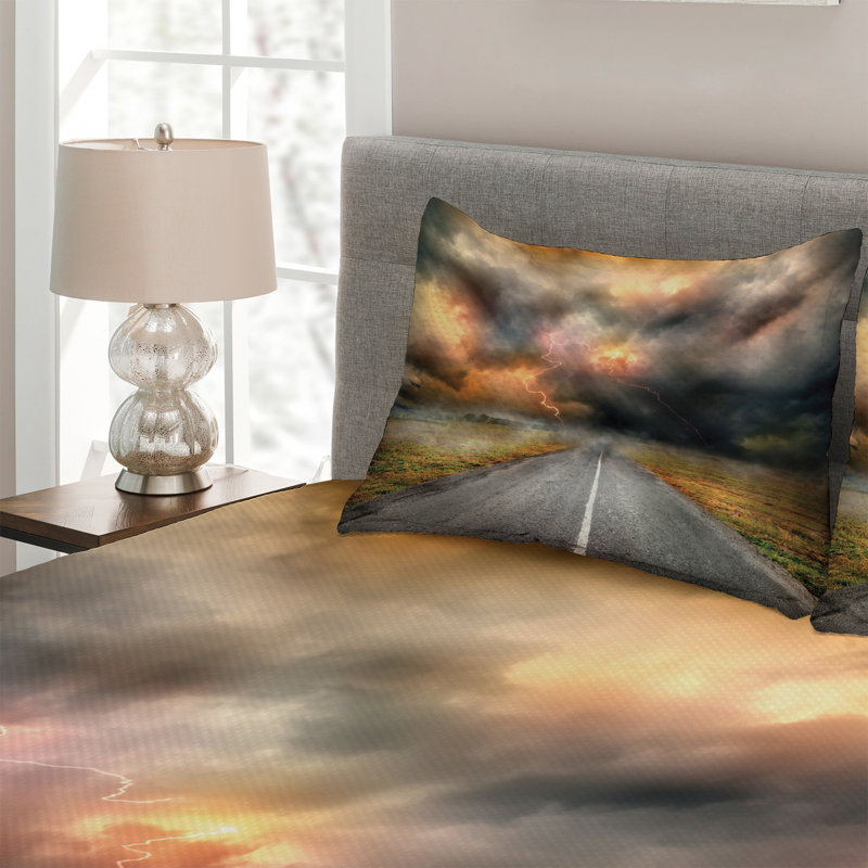 Traditional Polyester Coverlet
