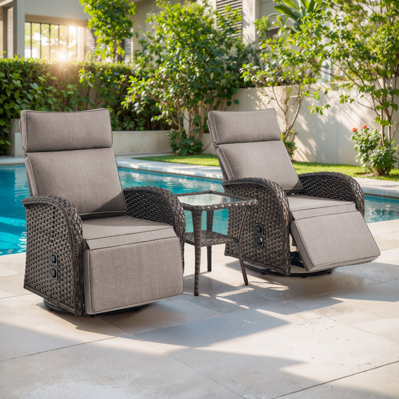 Esquer 3 - Pieces Outdoor Wicker Poolside Reclining Swivel Chaise Lounge With Adjustable Recliner And Side Table, Gris