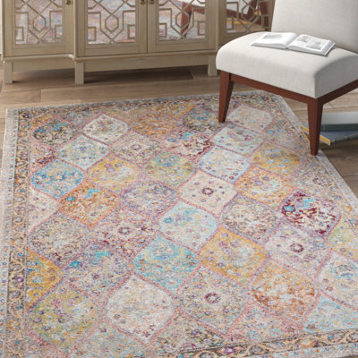 Efa Oriental Indoor Rug