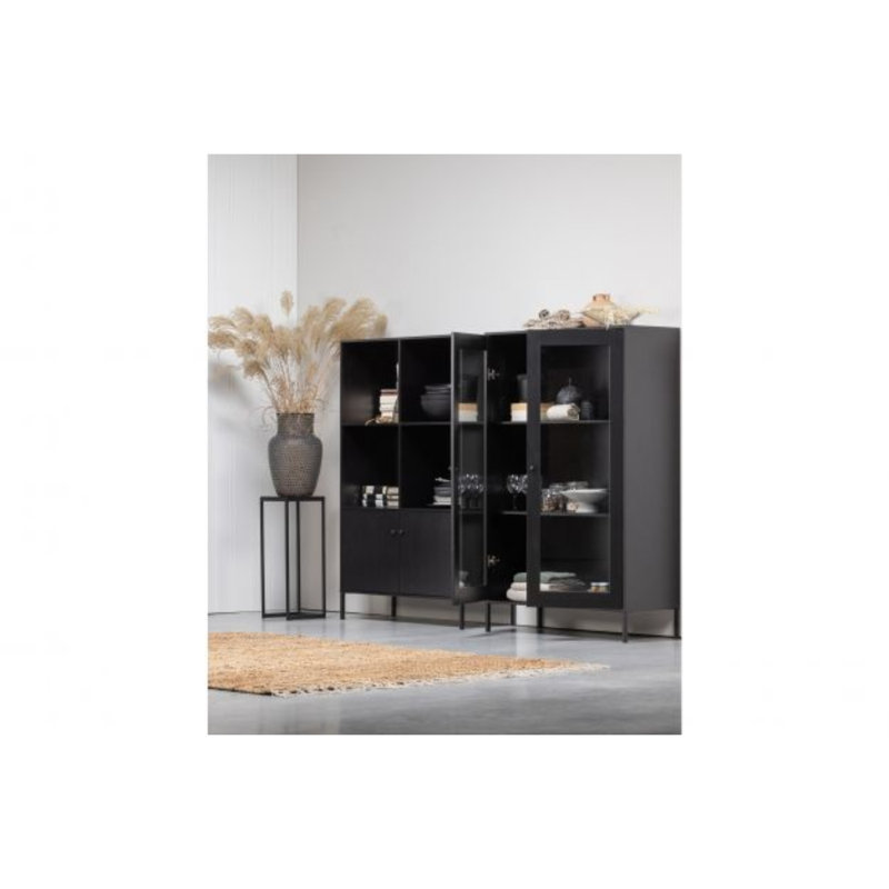 Lairgnen Display Cabinet, Black