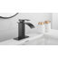 Robinet de lavabo de salle de bain avec ensemble de drain Robinet de salle de bain cascade pour salle de bain à une poignée-101140711