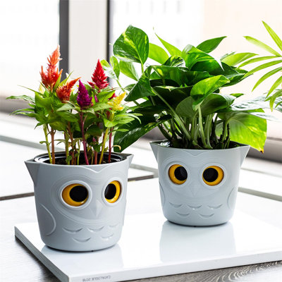 Statue Planter