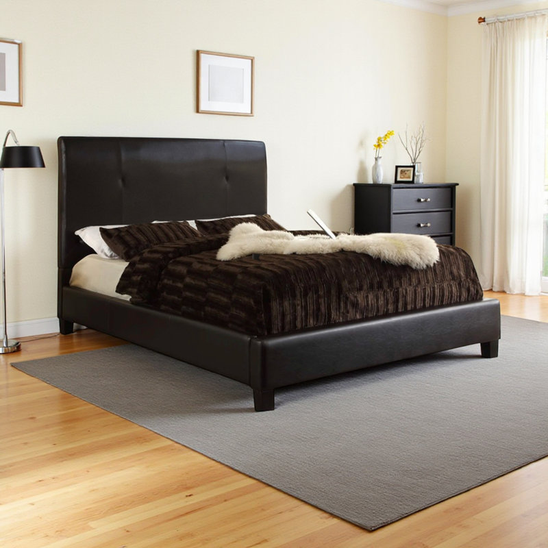 Grand lit plateforme en cuir végétalien Horatio, brun foncé, H 41,50 po x l 62,75 po x L 86,13 po, Grand