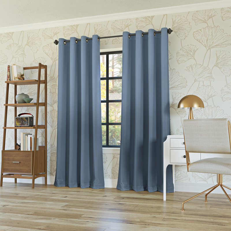 Panneau de rideau 100% occultant avec œillets Riley, L 52 po x L 95 po, Bleu denim