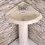 Lavabo de salle de bain ovale en céramique avec trop-plein 27 po Regent-40144933