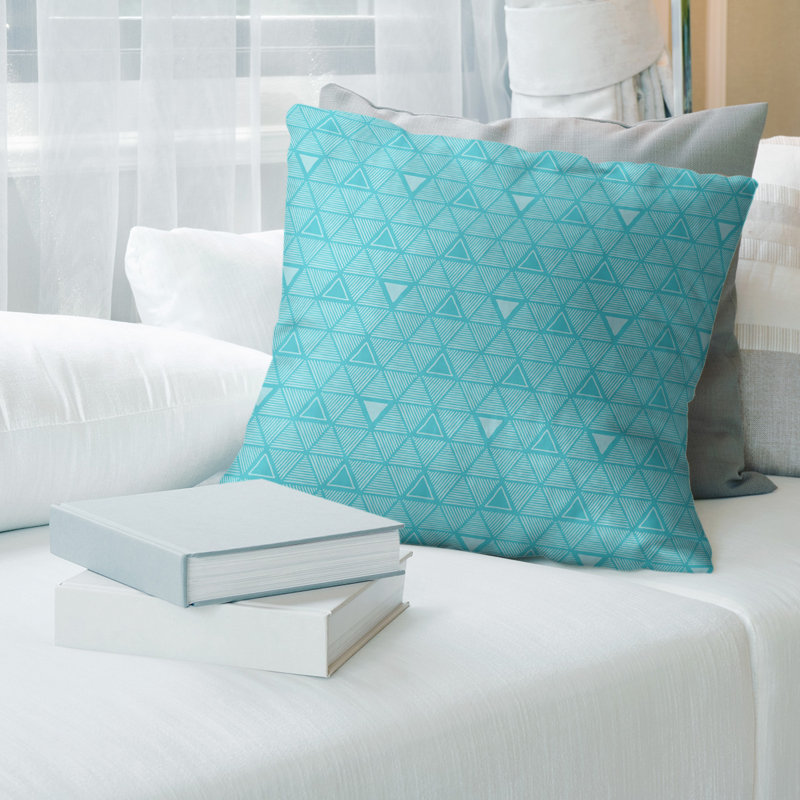 Motif triangulaire dessiné à la main Coussin décoratif, H 14 po x l 14 po, Duvet synthétique, Sarcelle frais
