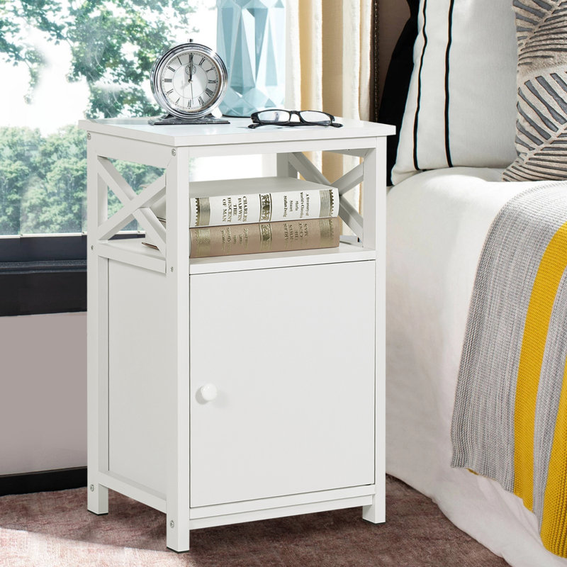 Blevens 16'' W Metal Nightstand, White, Individual