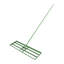 Outil de jardinage pour niveler la pelouse