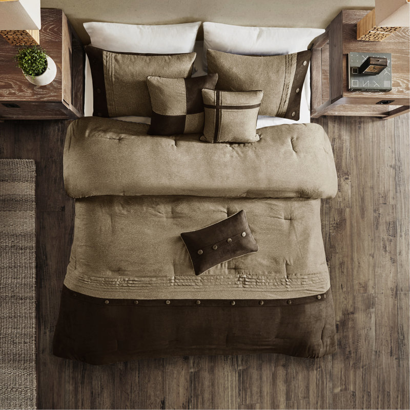 Édredon brun en faux suède - 7 pièces, style chalet, 2 taies décoratives incluses, lavable à la machine brun, thème, coussins décoratifs, froissé