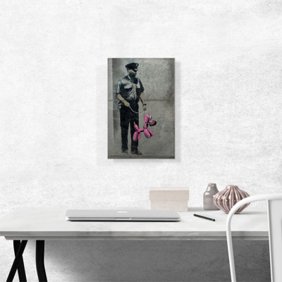 «Police Guard Pink Balloon Dog» par Banksy, reproduction d'art sur toile tendue
