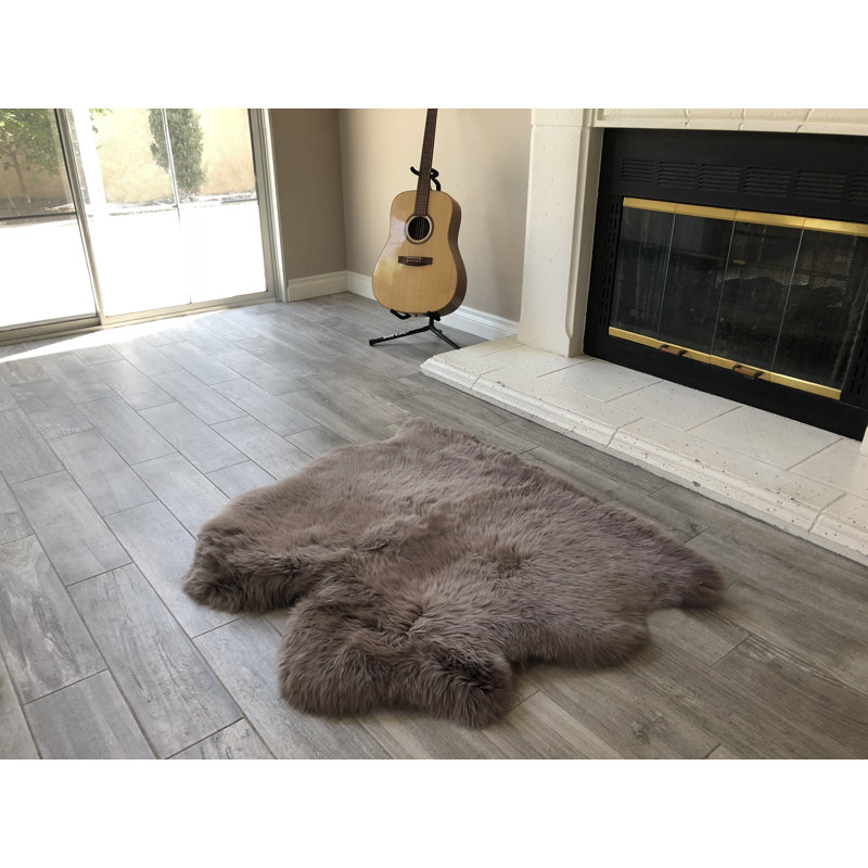 Amaranta Performance Sheepskin Indoor Rug, Novelty 3' x 3'6"