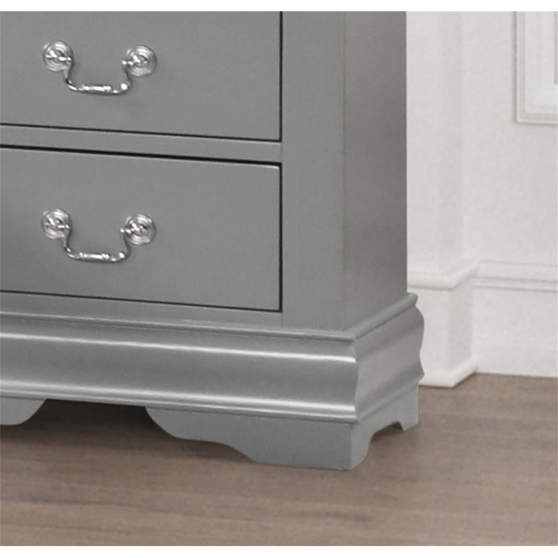 Commode de style transitionnel avec pieds de support, tiroirs suspendus et menuiserie à queue d'aronde anglaise pour un rangement à l'épreuve de la poussière