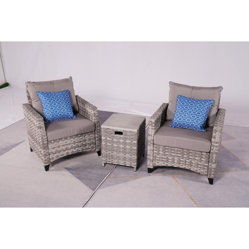 Chaise de patio avec coussin Woodrum