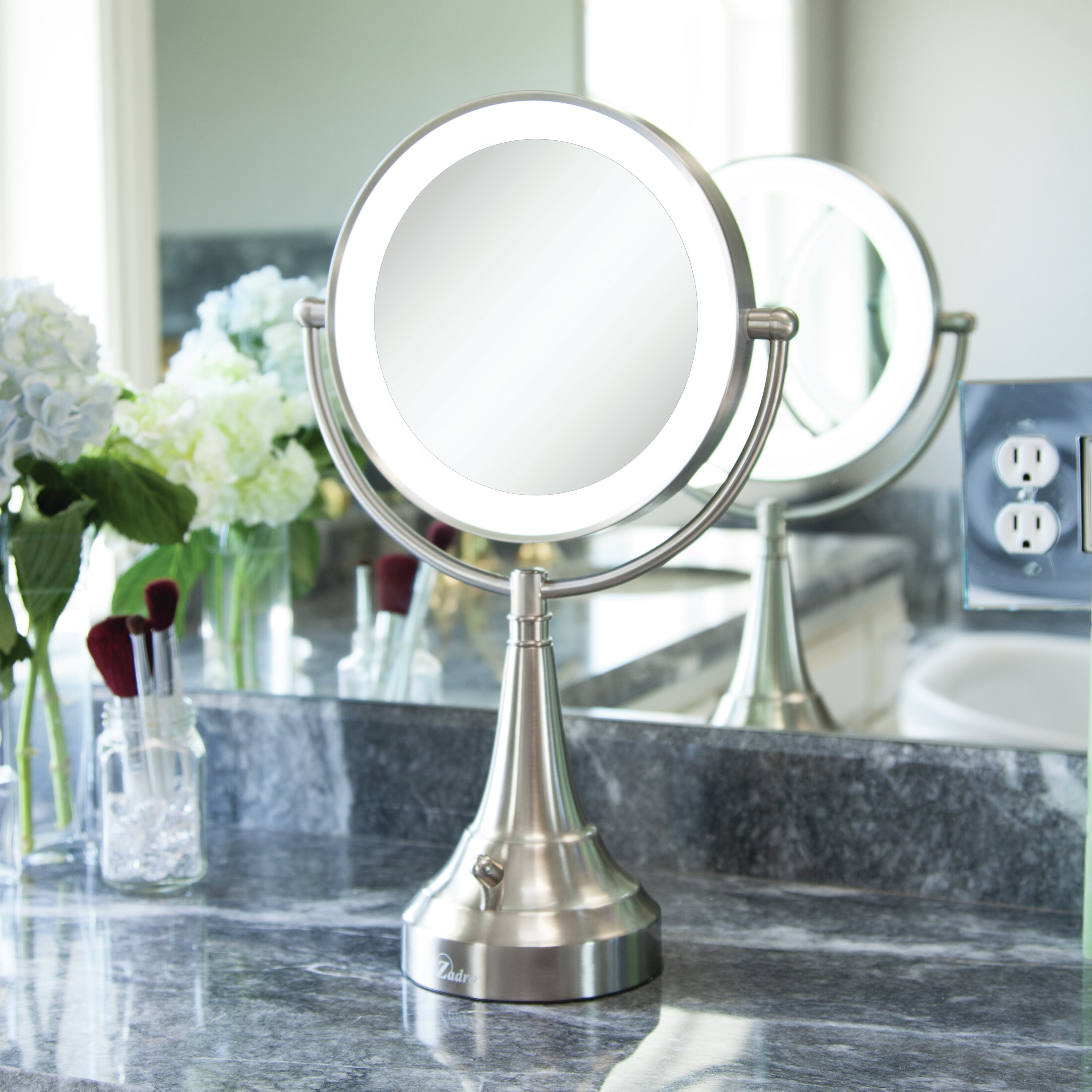 Circle vanity deals mirror