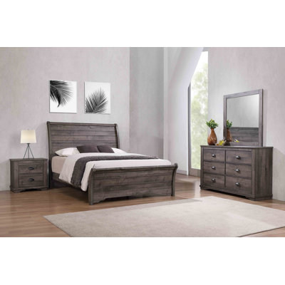 Ermel 5-2_Brianne Sleigh Bedroom Set